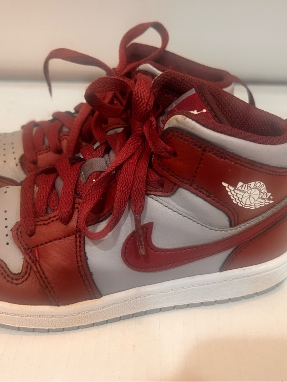 Nike Jordan 1 Youth Size 2.5 Cherrywood Sneakers